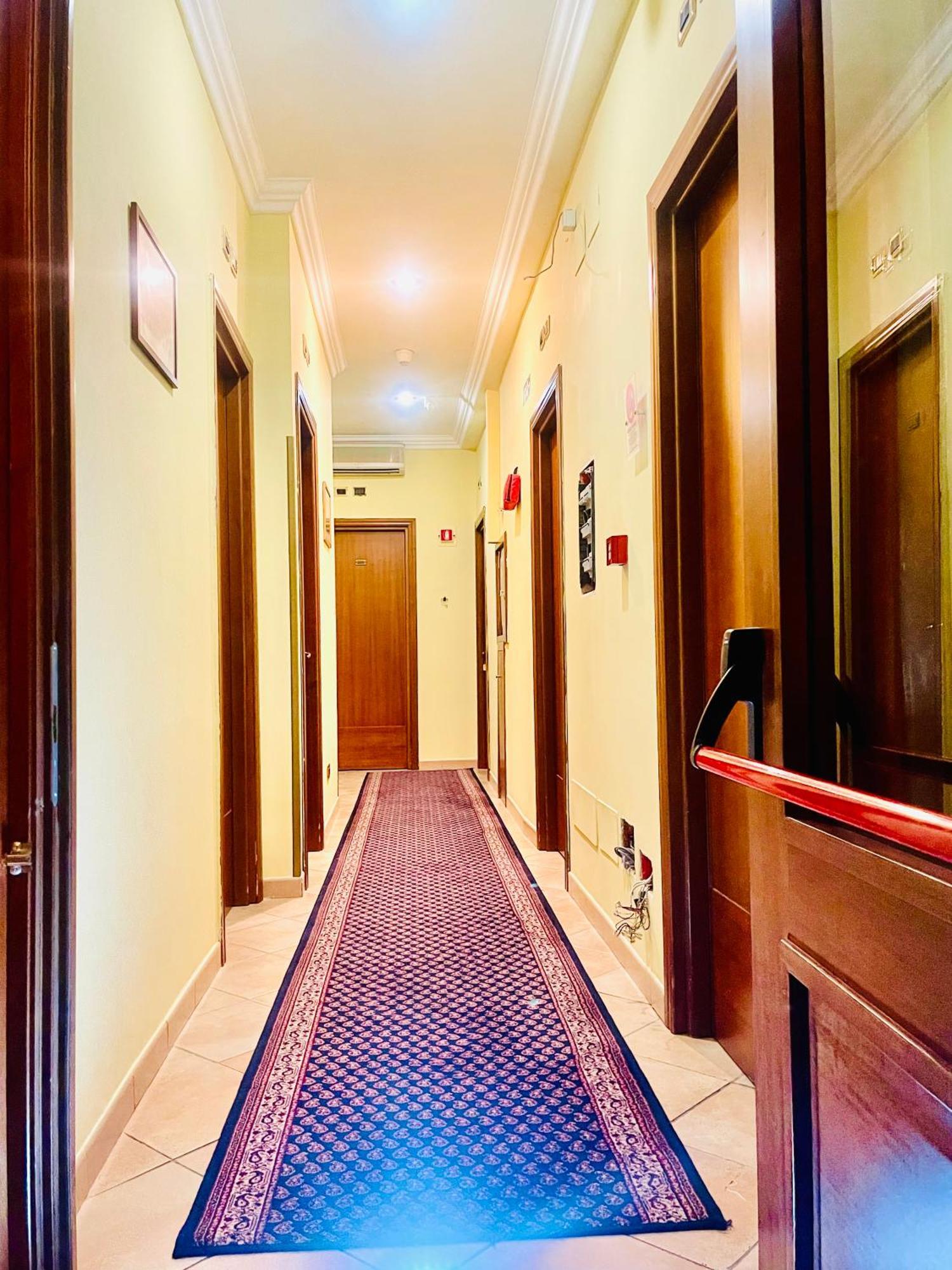 Hotel Rome Place Exterior foto